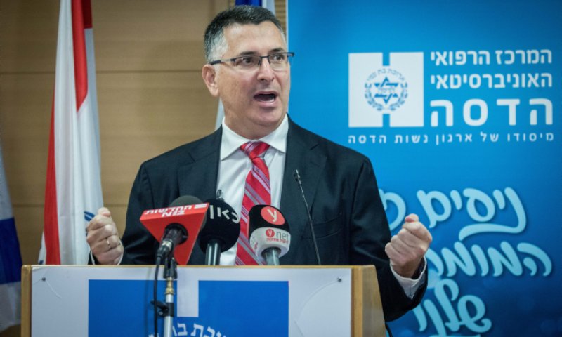 סקר מנדטים: סער מתחזק; לנתניהו שוב אין 61