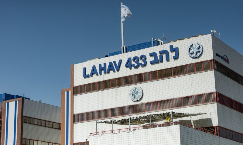 גורמים במשטרה נגד השופט: הוא רוצה לסכל את החקירה בפרשת קטאר