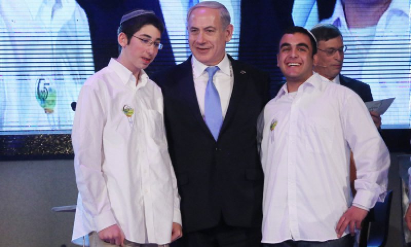 אליאור בביאן וישי אייזנברג זכו במשותף בחידון התנ"ך