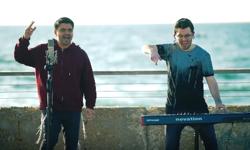 כאן מגיירים בכיף: סינגל חדש לצמד הפופ היהודי