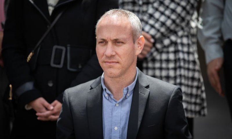 טרופר מגן על גנץ: "הזמן לדחוק את האגו&nbsp;הצידה"