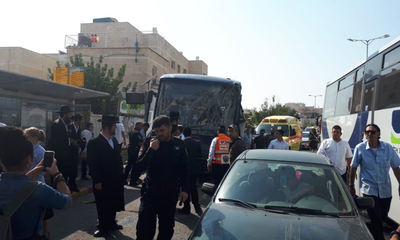 9 פצועים בהתנגשות אוטובוסים בבית"ר עלית