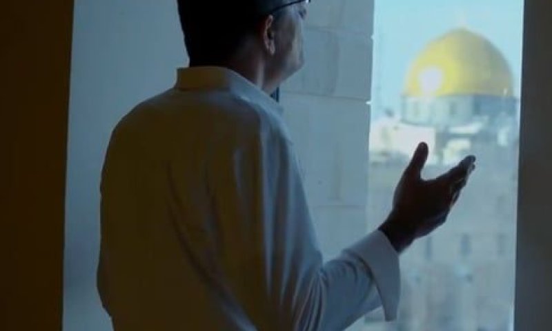 "ירושלים הבנויה": עמרם אדר בשיר לחיזוק החיילים