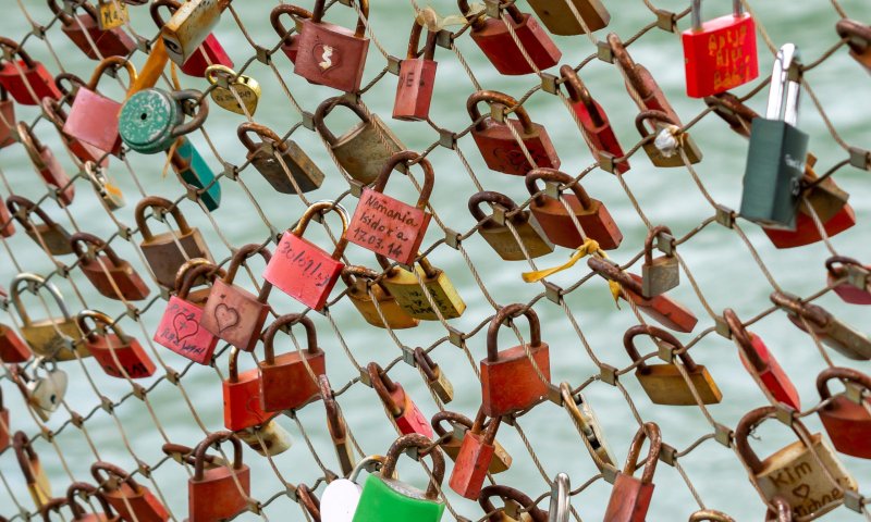 הקניון הגדול משיק  את "גשר המנעולים הגדול"