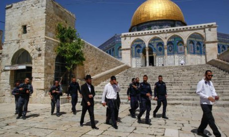 חרף האיסור: שני ח"כים סרוגים ינסו לעלות להר הבית