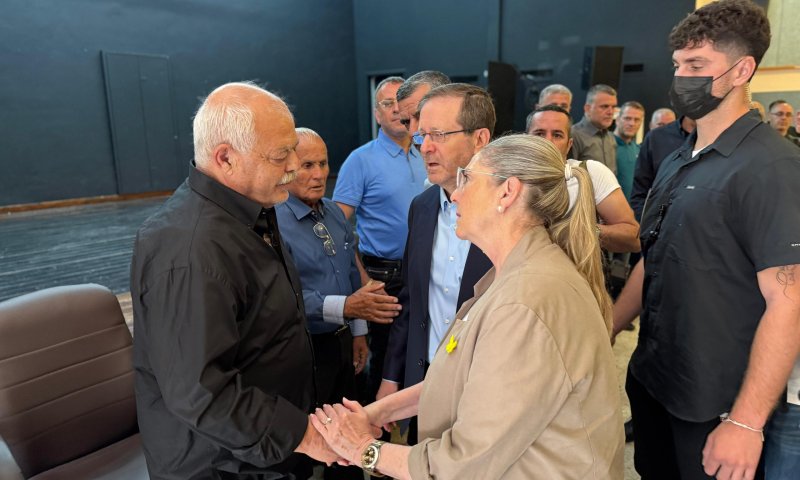 הרצוג בטמרה: "הטילים לא מבינים בין דם לדם"