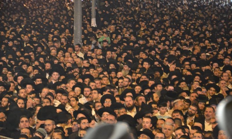 עשרות אלפים באזכרה במלאות שבעה לפטירת הרב עובדיה יוסף זצ"ל