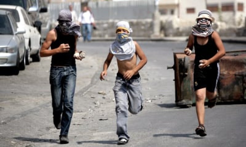 בית הדין הצבאי קבע: יידוי אבנים שווה תשע שנות מאסר