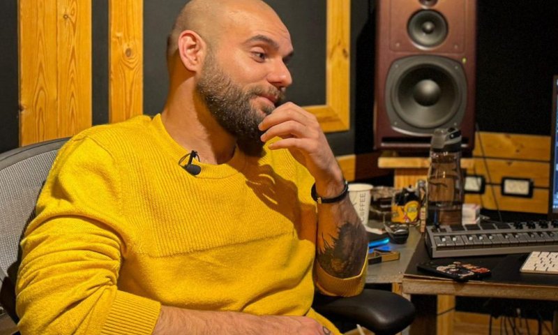 לייב דסק | רון בוחניק בביצוע בלעדי לסרוגים