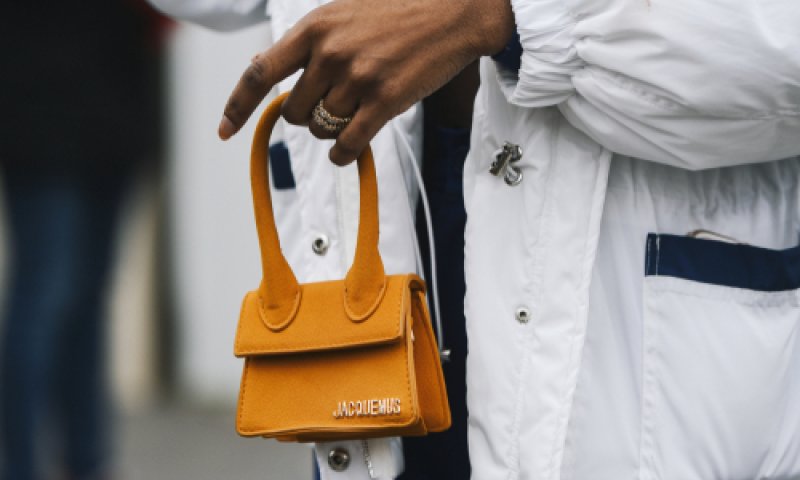 מתנה לחג: ספר שולחן חדש של המעצב ז'קמוס