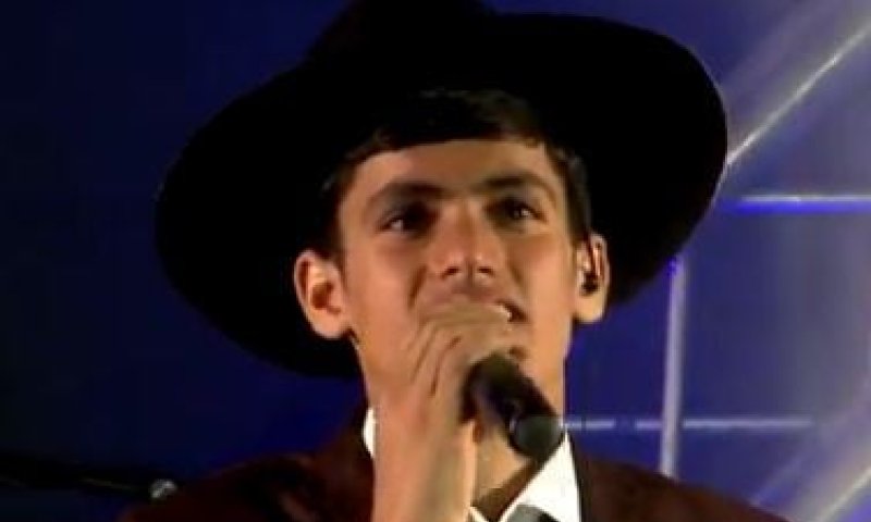 מרגש: מידד טסה מסיים הופעה בקבלת עול מלכות שמים