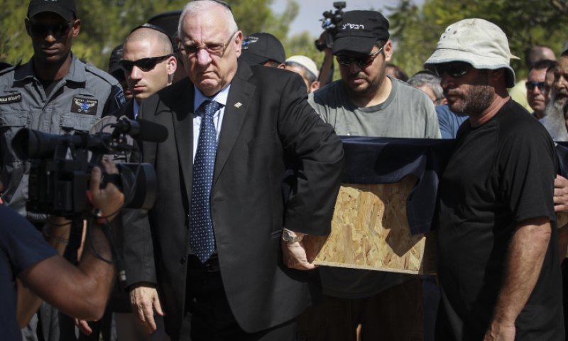 תיעוד כואב: הלוויתו של הילד דניאל טרגרמן הי"ד