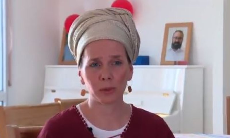 תמר אטינגר תוקפת: "הרסו קיר, אין תגובה משמעותית"