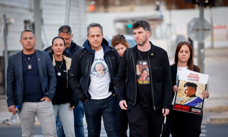 משפחות החטופים נפגשו עם נתניהו: "הזמן לא לטובתנו כבר מזמן"