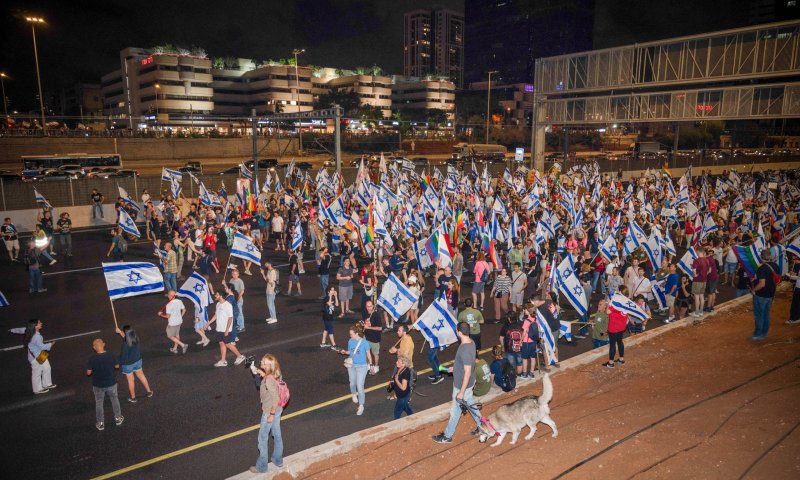 כתב אישום נגד תושב חולון שאיים לפגוע במפגיני שמאל