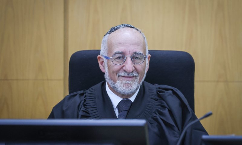 השופט קולה הודיע: מסרב להצעה של לוין