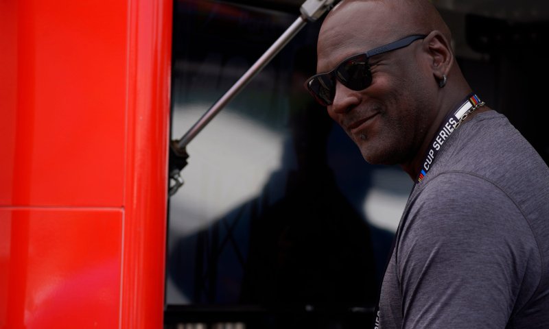 פרשת תולדות: בין מייקל ג'ורדן ליעקב ועשיו