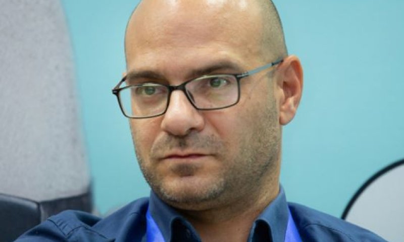 כתב חדשות 12: ההזדמנות האחרונה להוציא אותנו מפה