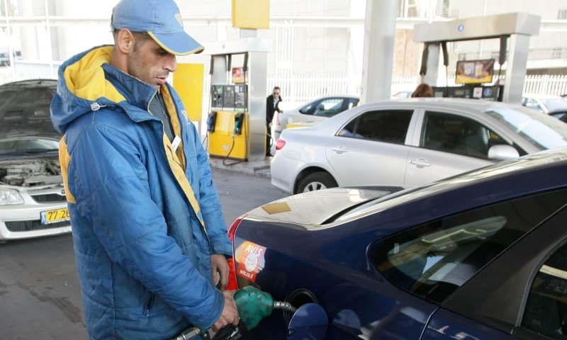 חכו עם התדלוק: מחירי הבנזין צונחים במוצאי שבת