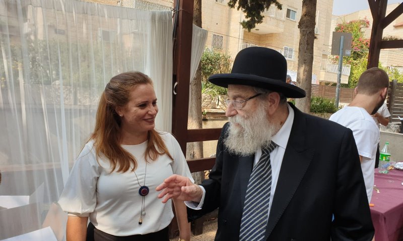 בהיעדר ממשלה: הוארכה כהונת הרב הראשי בירושלים