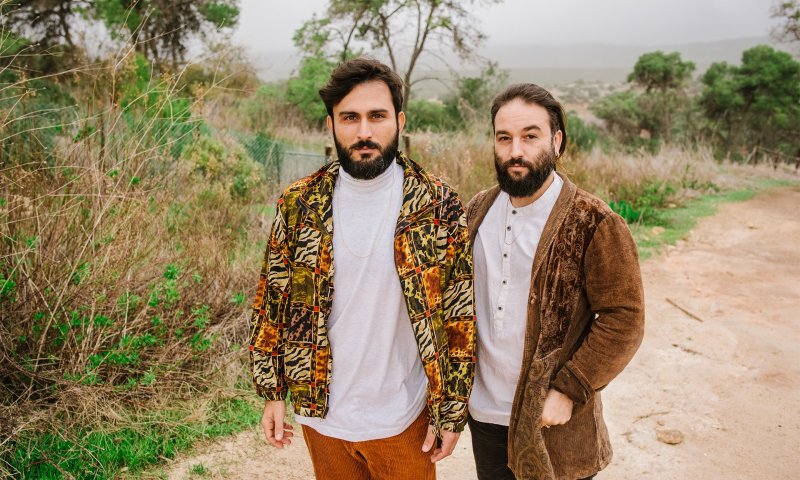 מפתיע: המוזיקאי הבינלאומי בחידוש לר' שלום שבזי