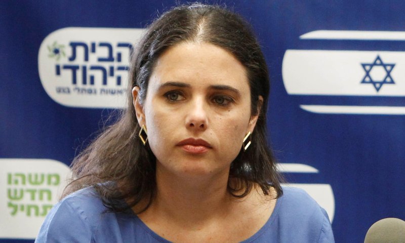 יו"ר הכנסת התנצל בפני שקד: "אני מתבייש"