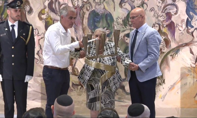 לכל איש יש שם: הח"כים מקריאים את שמות הנספים