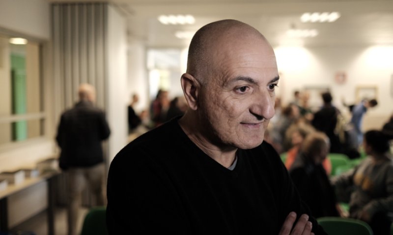 השווה בין גנץ לסינוואר: "לשניהם יש דם על הידיים"