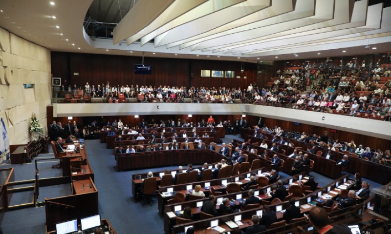 ח"כית ראשונה שוקלת לפרוש מהקואליציה