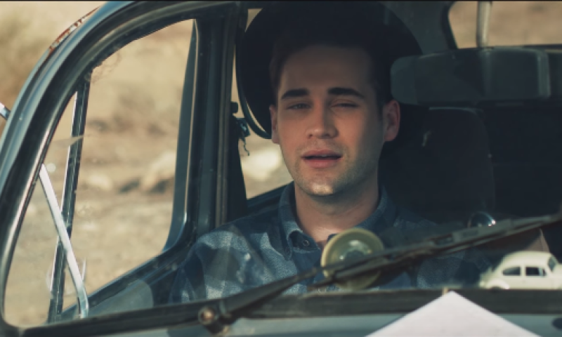 צפו: מאיר גרין משיק סינגל על הרגע של חייו