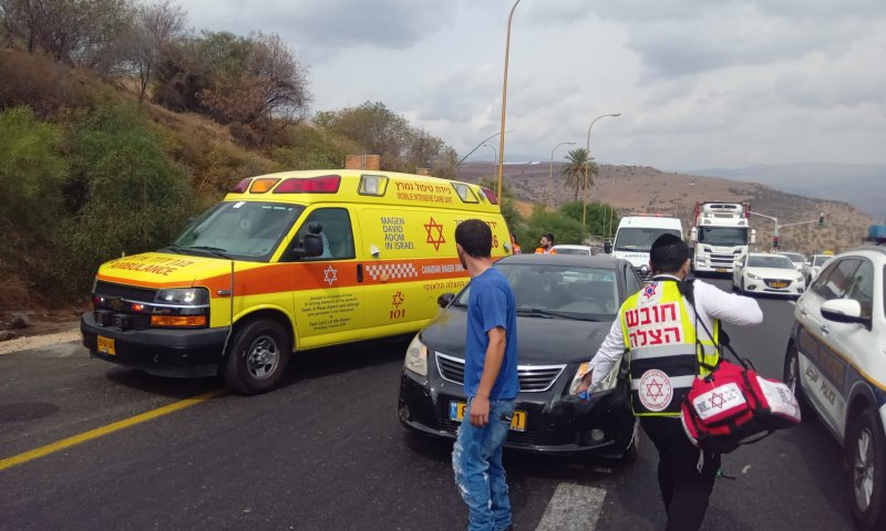 רוכב אופנוע נפגע ממשאית בכפר חיטים, מצבו קשה