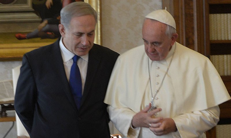 בכותל מתנגדים לביקור האפיפיור: "הוא סמל הטומאה"