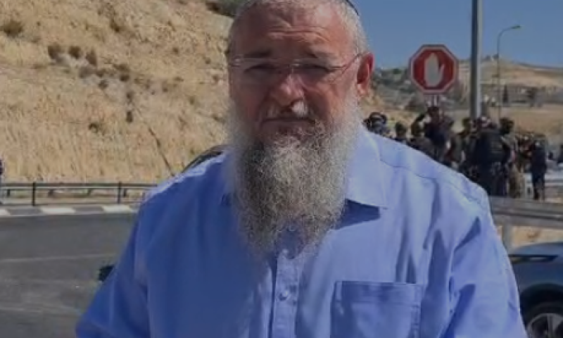 חילוץ היתומים מעזה: יו"ר מועצת יש"ע קורא להפגין