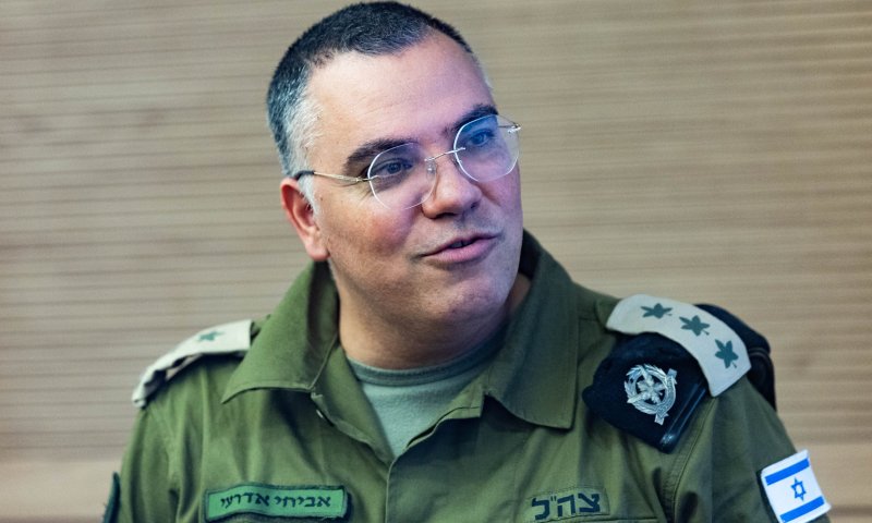לבנוני שדומה לדובר צה"ל מספר איך חייו הפכו לסיוט