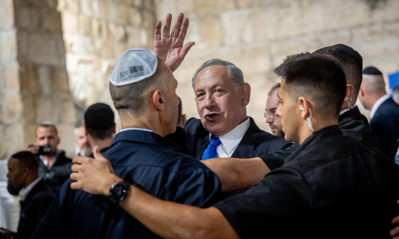 מדגם 14: נתניהו עם 31 מנדטים, לגוש הימין יש ממשלה