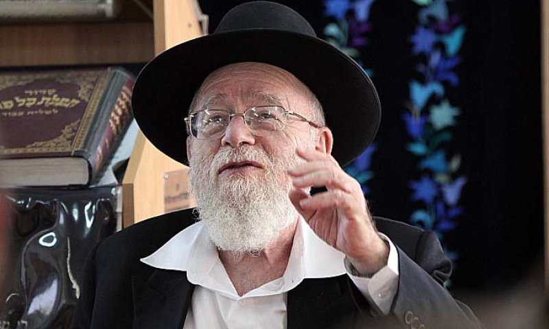 הרב ליאור: הגט לאישה שבעלה צמח &ndash; כשר למהדרין