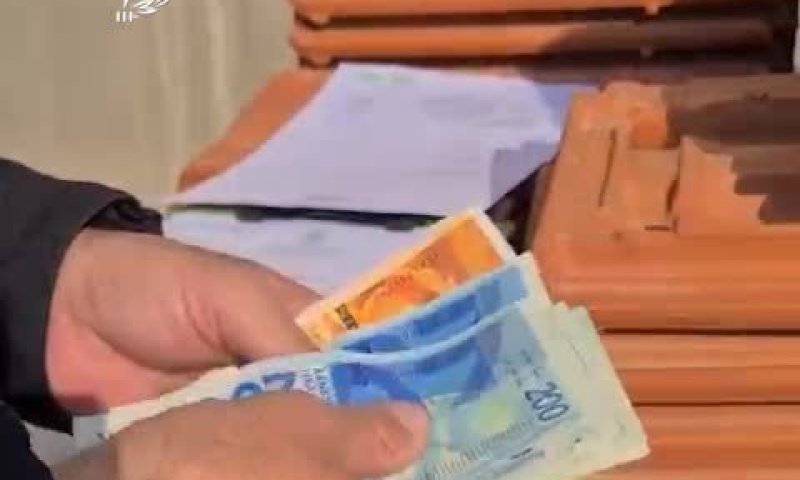 50,000 ש"ח במזומן | צפו בתיעוד הפשיטה המשטרתית על משפחות פשע