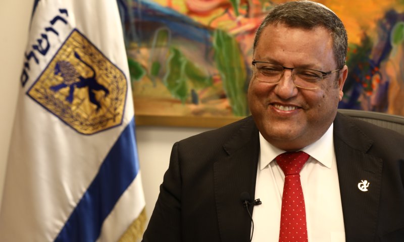 שנה לבחירות: משה ליאון מסכם שנה כראש העיר