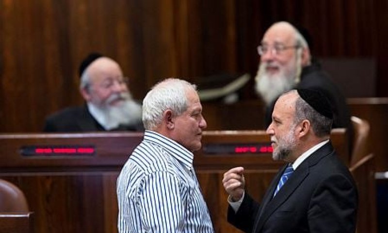 ניצחון לחרדים: אושר חוק התחשבות ב"מסורת ישראל"