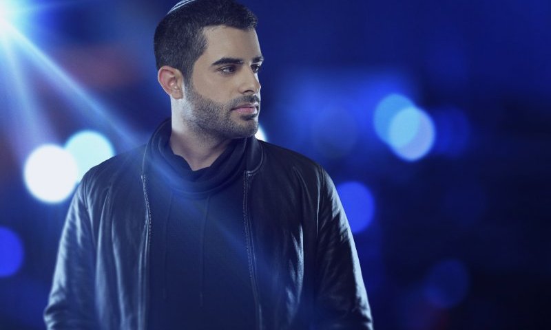 משה כורסיה בקליפ חדש &ndash; "עוד יום שעובר"