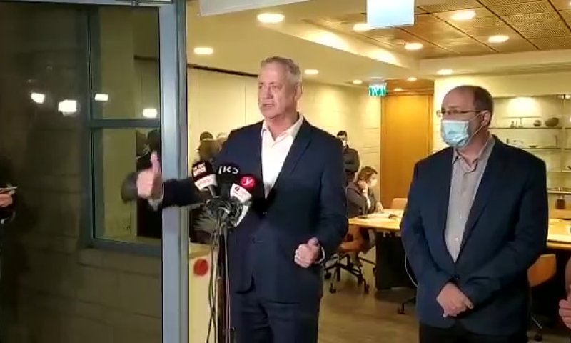 גנץ לסרוגים: מתקרבים לבחירות, הליכוד אשמים במצב