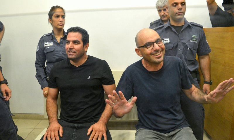 מול בית היועמ"ש: "כיכר גורן הפכה לסמל המחאה"