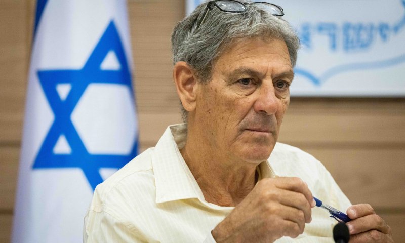 בן ברק: 'עוד מעט הקרייניות בטלוויזיה יהיו עם כיסוי ראש'