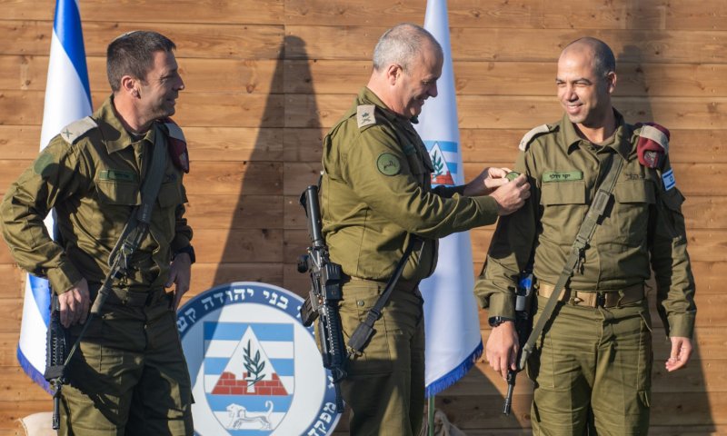תא"ל יקי דולף נכנס לתפקידו כמפקד אוגדת יו"ש