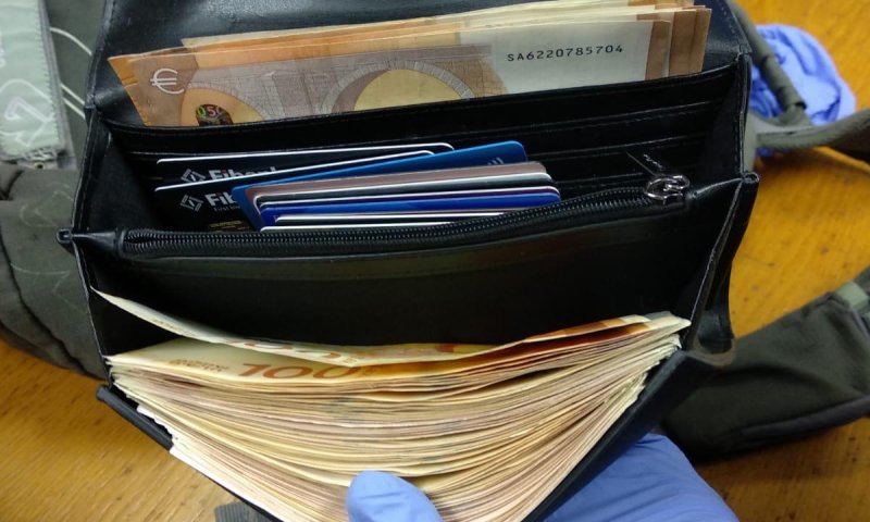 מעצר התיירים: זייפו אשראי ומשכו עשרות אלפי ש"ח