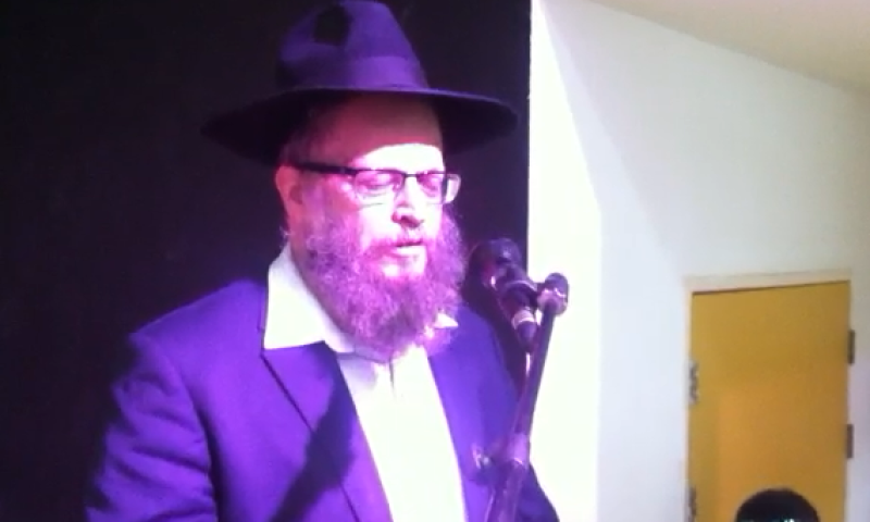 הרב משה בלייכר בהופעה פומבית נדירה