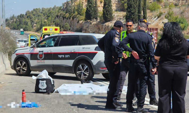 נער נהרג בתאונת דרכים בין שתי משאיות בכביש 6