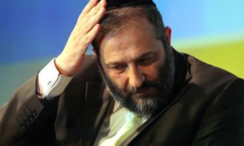 דרעי מתחנן: התאחדו בתפילות לרפואת הרב עובדיה