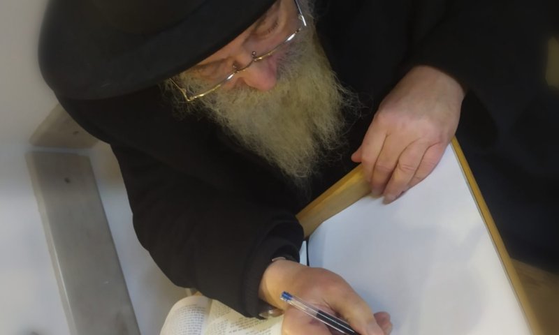 "ההוראה שמפיצים בשמי בקהילת הרב טל- שקר"