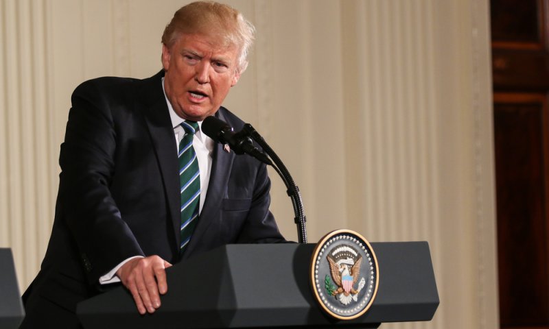 סקר בארה"ב: כמה תומכים בהקמת חומה בגבול?